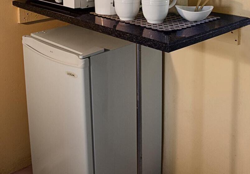 بنسيون Lallapanzi Country Stay