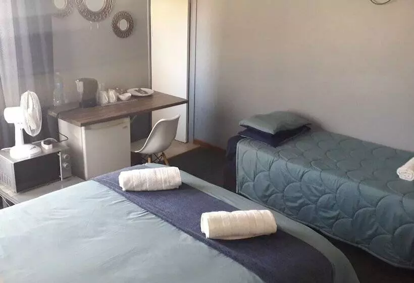 Majatalo Lallapanzi Country Stay