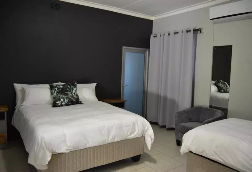 پانسیون Quiver Inn Guesthouse