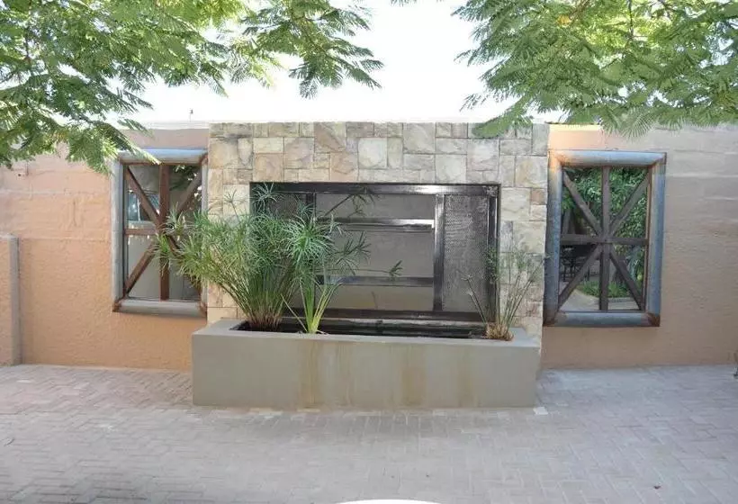 پانسیون Quiver Inn Guesthouse