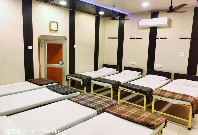 Pension Roop Guest House