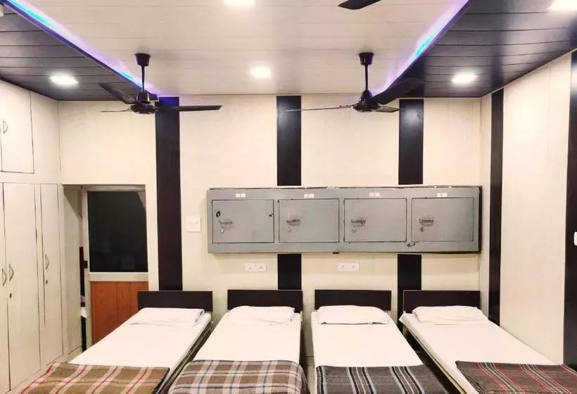 Pension Roop Guest House