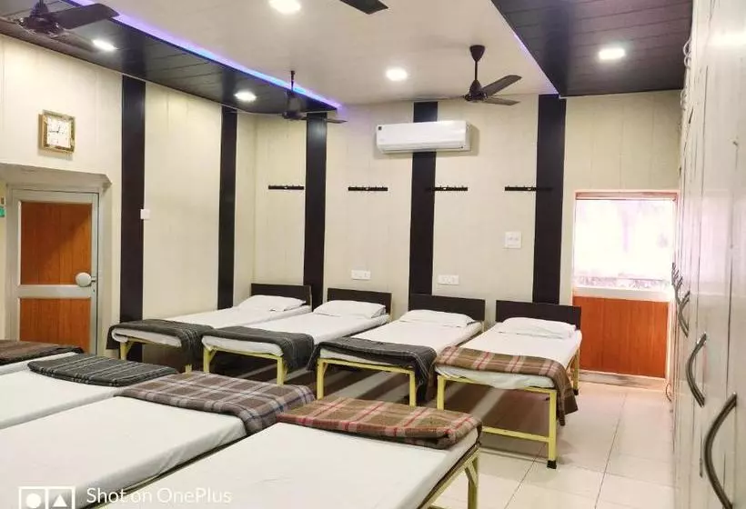 Pension Roop Guest House