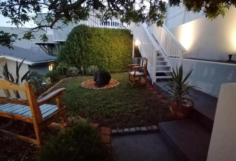 بنسيون De La Hilcremat