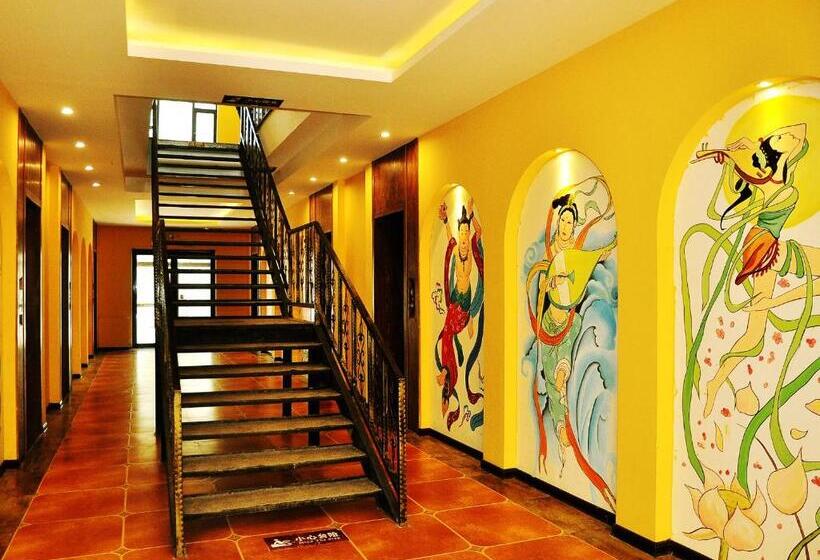 Pensão Dunhuang Jinshe Times Inn