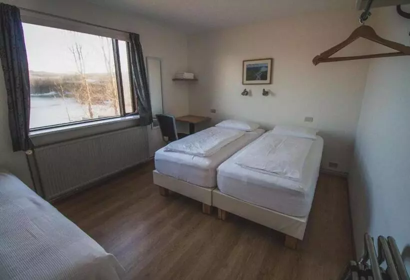 پانسیون Ormurinn Guesthouse