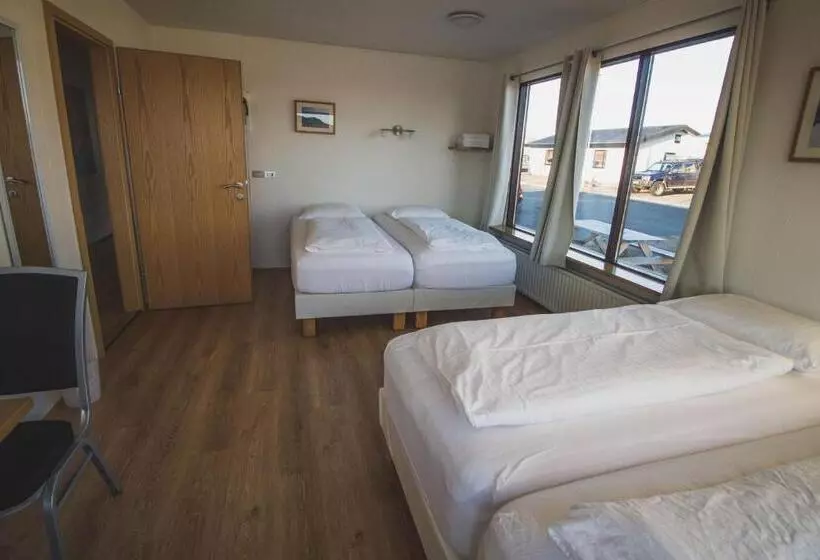 پانسیون Ormurinn Guesthouse