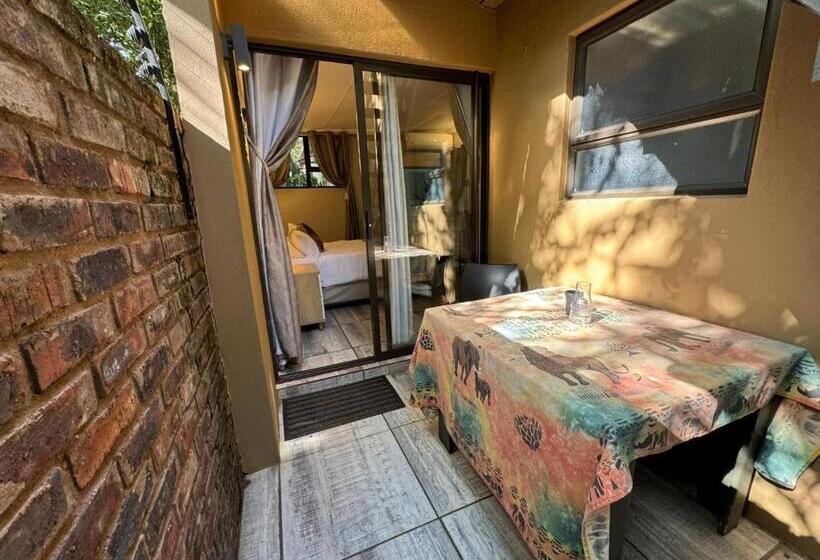 ユースホステル Echo Mountain Inn