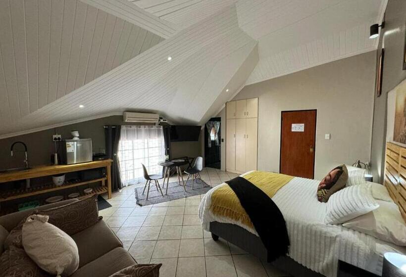 ユースホステル Echo Mountain Inn