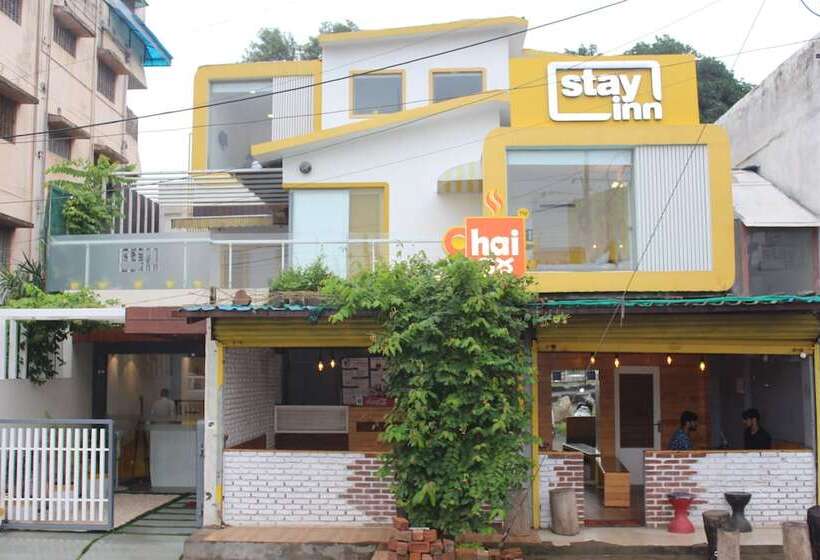 הוסטל Stay Inn