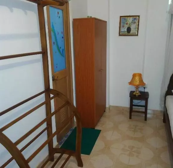 Aamiaismajoitus (B&B) Sun Set Sea Family House