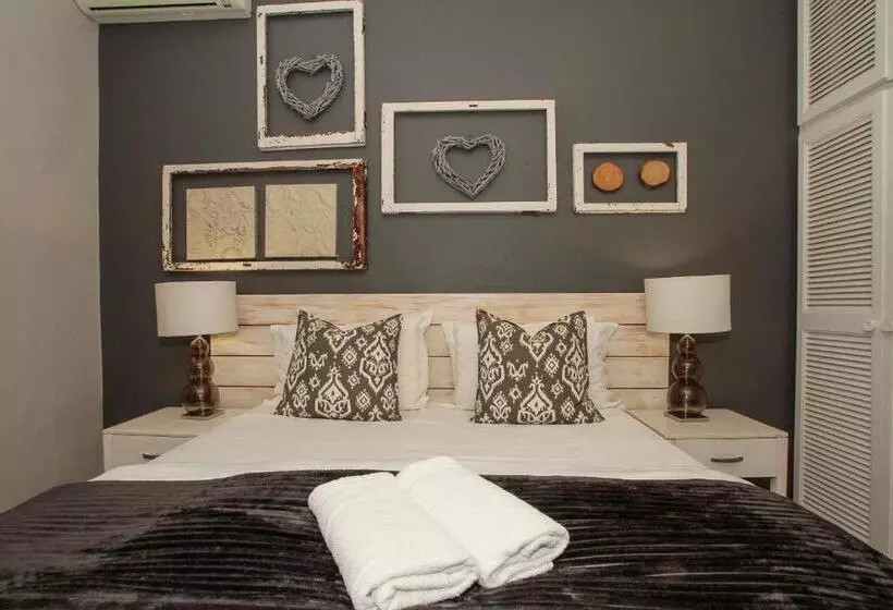 پانسیون Beechwood B&b