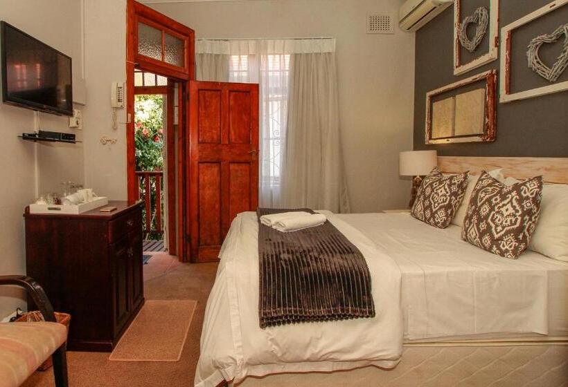 פנסיון Beechwood B&b