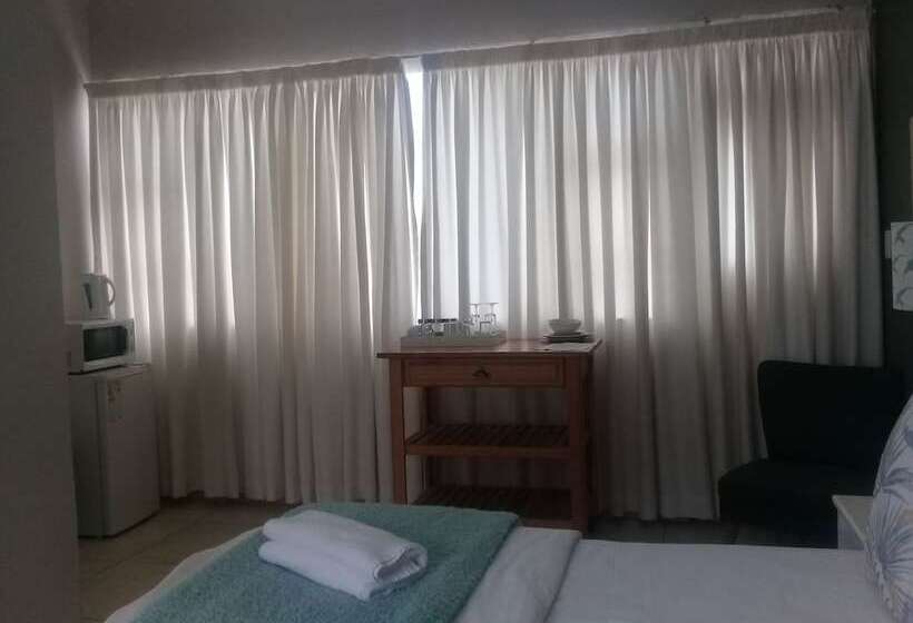 פנסיון Beechwood B&b