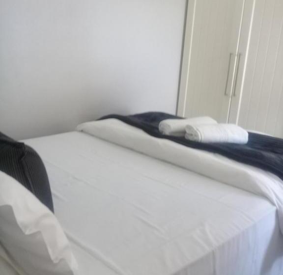 פנסיון Beechwood B&b