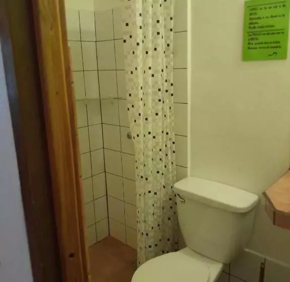 پانسیون Hostal Hansi