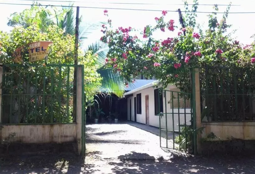 Majatalo Osa Surf House