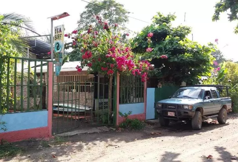 Majatalo Osa Surf House
