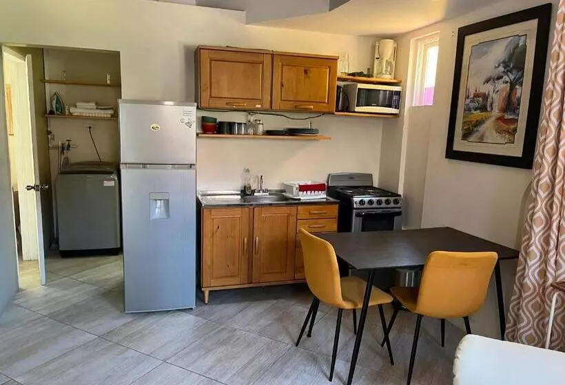 Seacastles By The Beach/pool