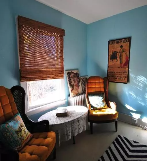 هاستل Bohemian Inn