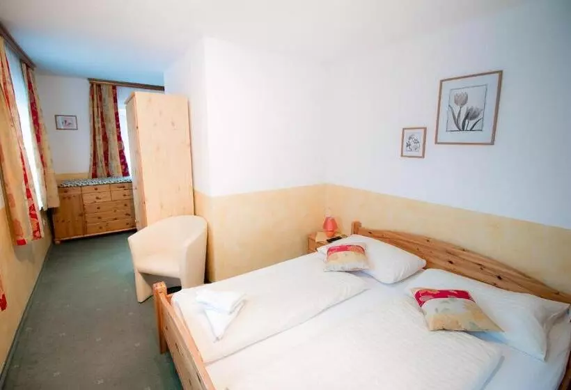 Retkeilymaja Gasthof Zum Hammer