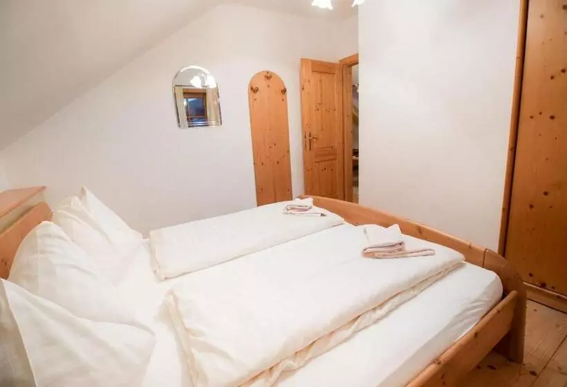 Retkeilymaja Gasthof Zum Hammer