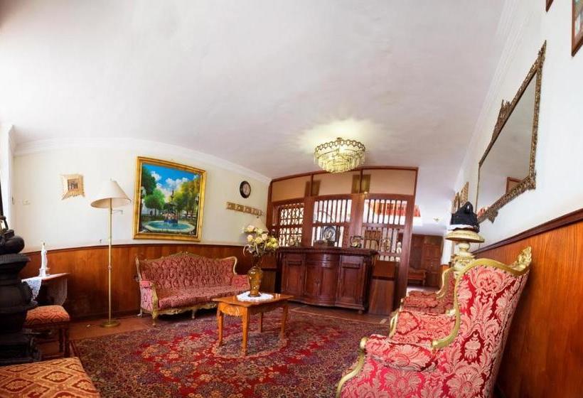 هاستل Museo Casona Ugarte Leon