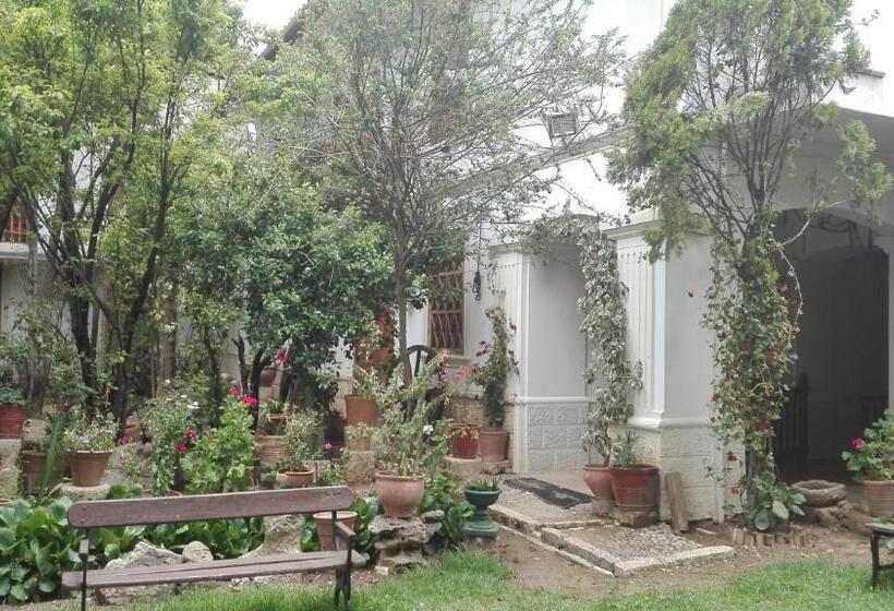 هاستل Museo Casona Ugarte Leon