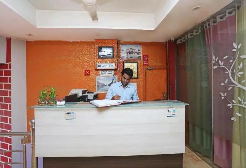 ユースホステル Oyo 16437 Hotel Alwar Inn