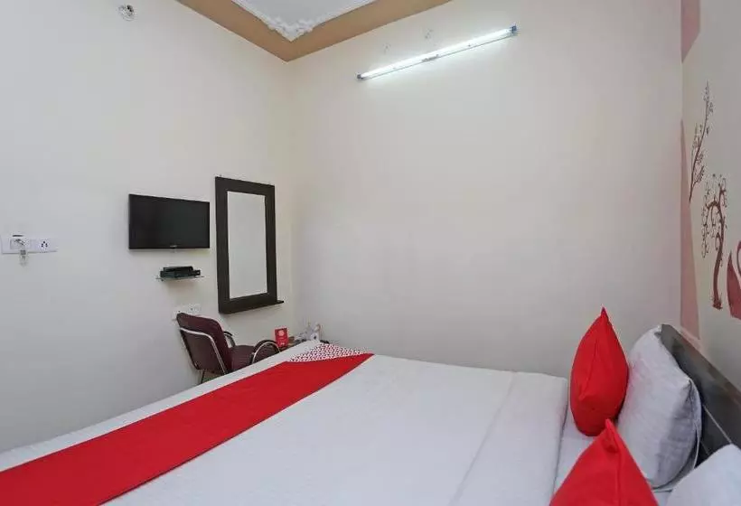 ユースホステル Oyo 16437 Hotel Alwar Inn