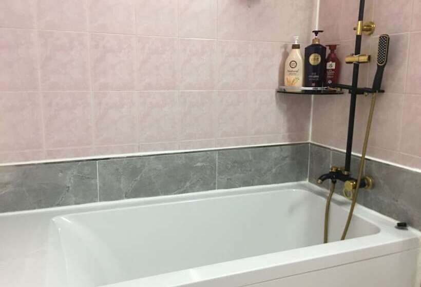 Daegu 동성로 Gyeong`s Hostel