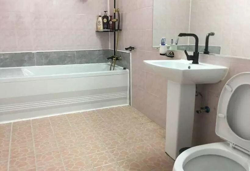 Daegu 동성로 Gyeong`s Hostel