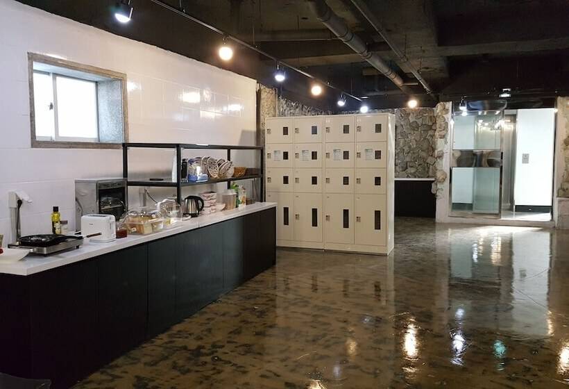 Daegu 동성로 Gyeong`s Hostel