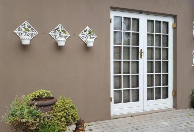 Пансион Guest House Frame Ace