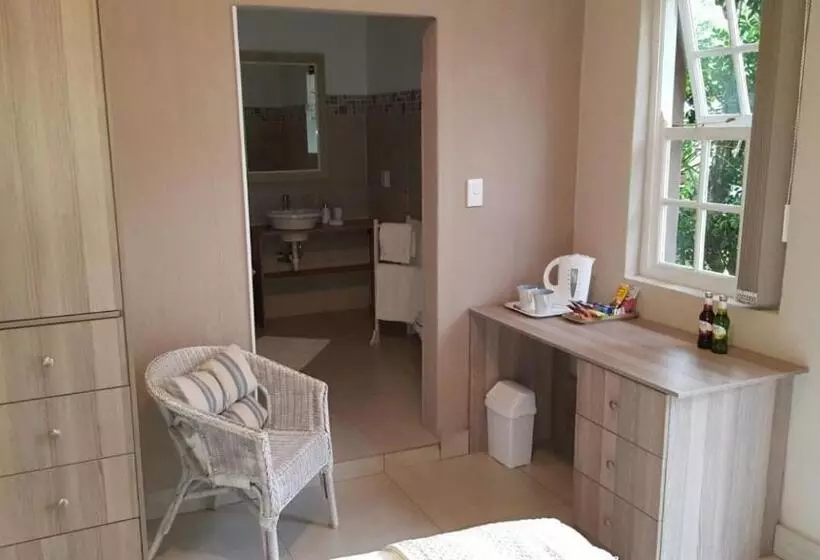 Majatalo Guest House Frame Ace