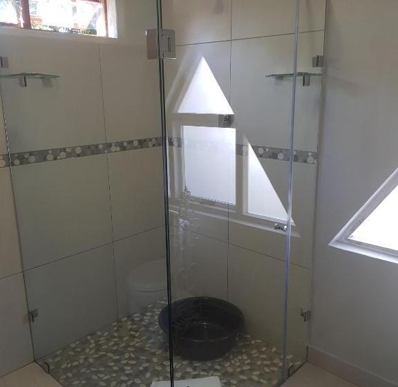 Пансион Guest House Frame Ace