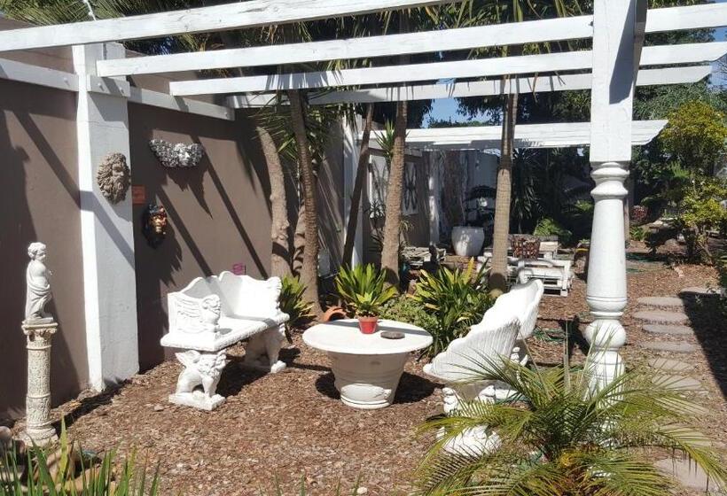 Пансион Guest House Frame Ace