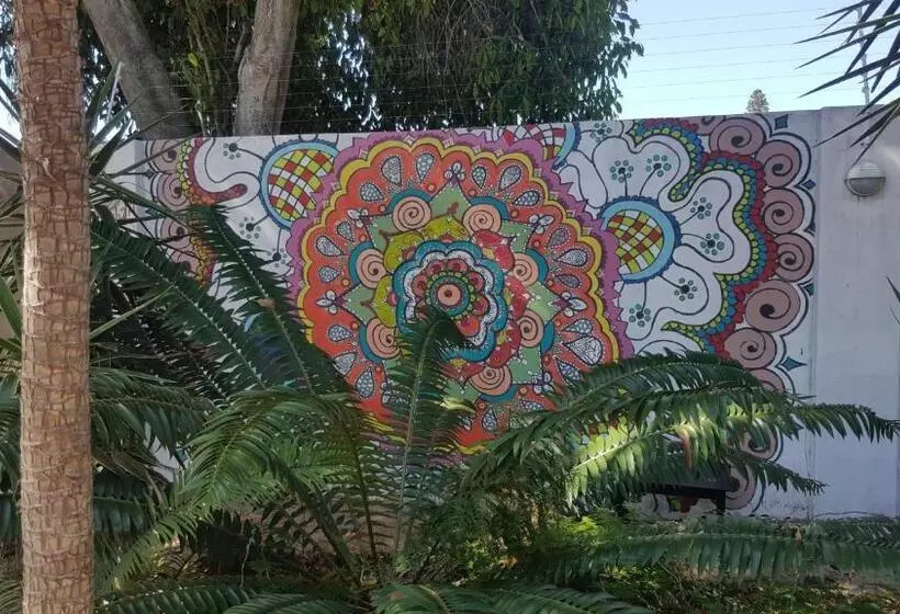 Majatalo Guest House Frame Ace