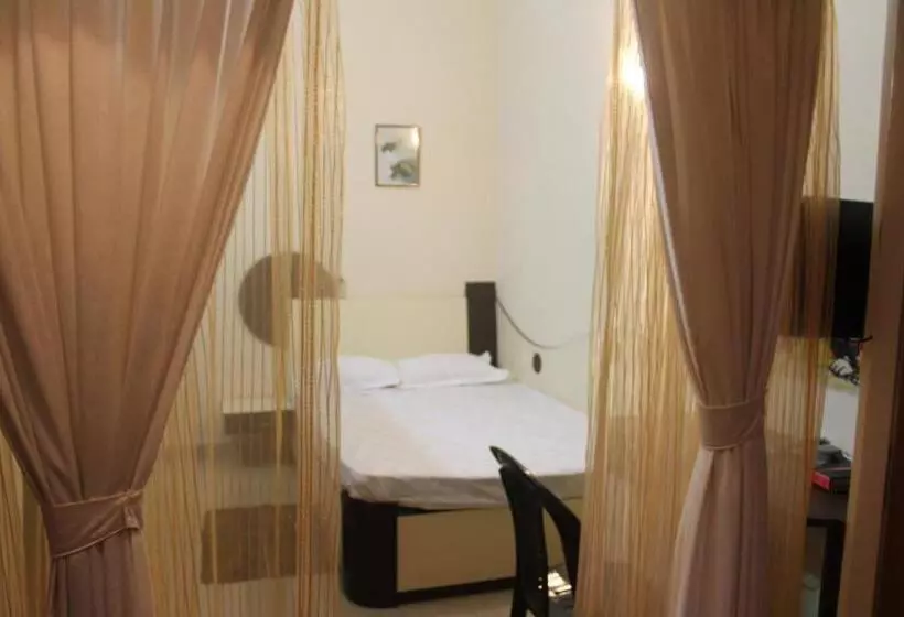 ペンション Rosvilla Guest House