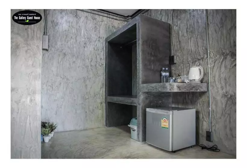 ペンション The Gallery Guest House