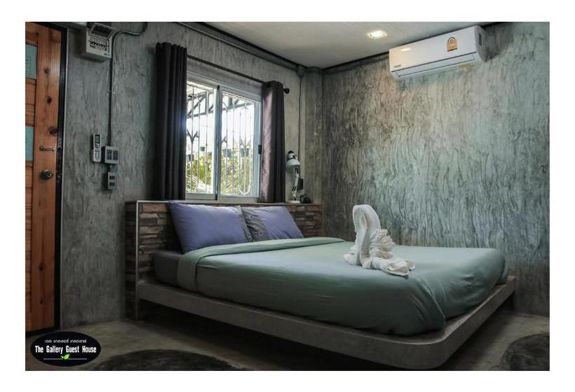 پانسیون The Gallery Guest House