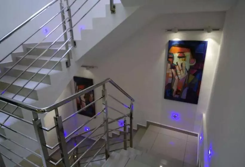 Pension Ihomey Guesthouse