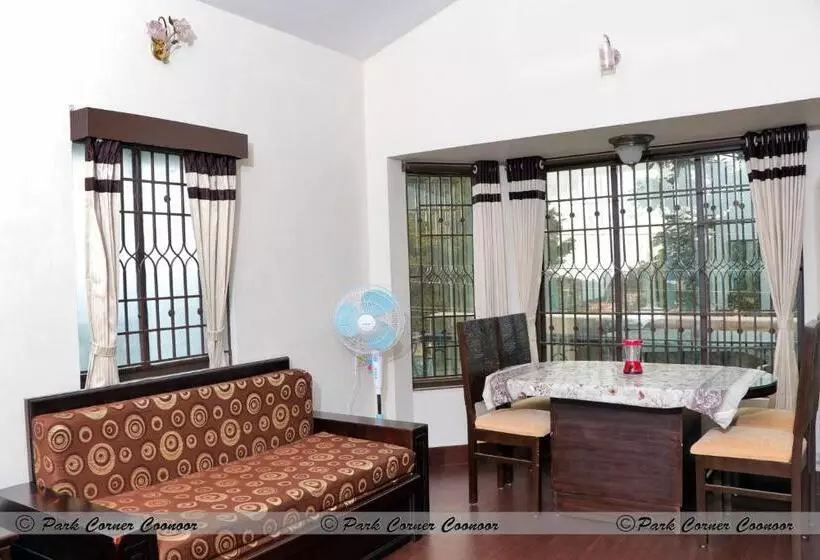 Majatalo Park Corner Guesthouse