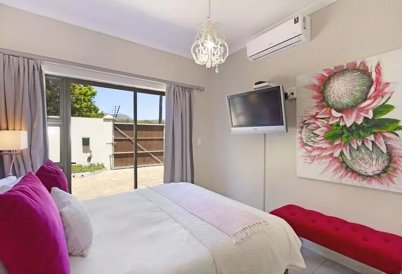 Majatalo 2 On Lismore Guesthouse