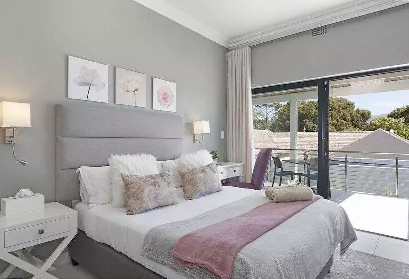 Majatalo 2 On Lismore Guesthouse