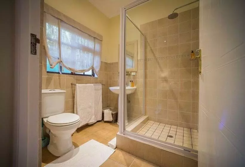 Majatalo Boutique Villa Guesthouse