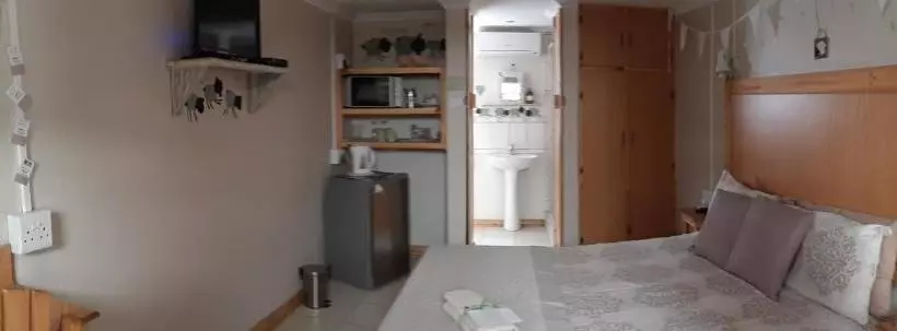 ペンション Karoo Inn