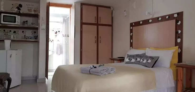 ペンション Karoo Inn