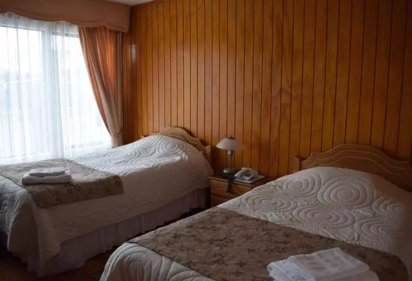 ユースホステル Hostal Loreto Belen