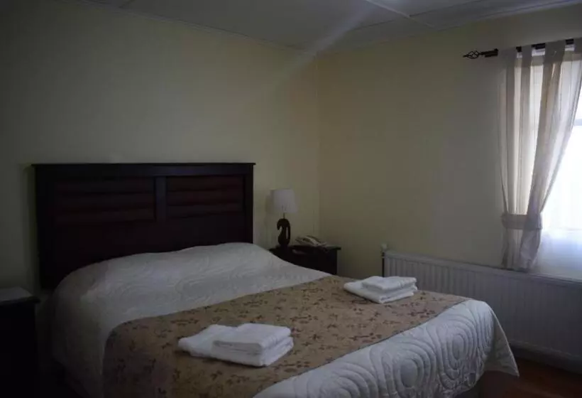 ユースホステル Hostal Loreto Belen